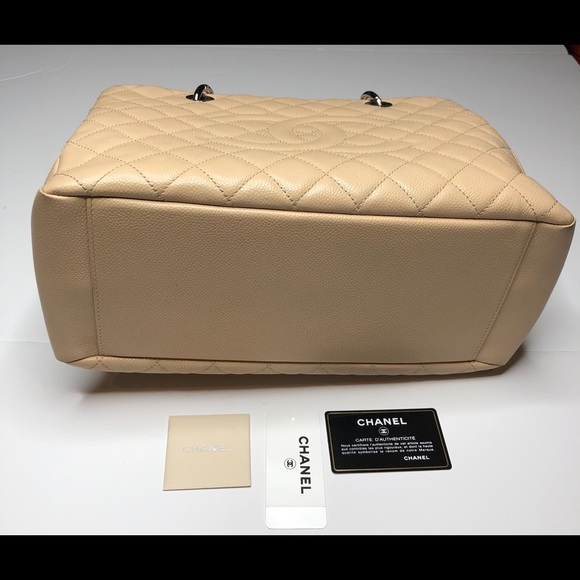 SOLD CHANEL Caviar Grand Shopping Tote SOLD - Picture 5 of 8